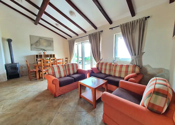 Villa Andreja Lapcici